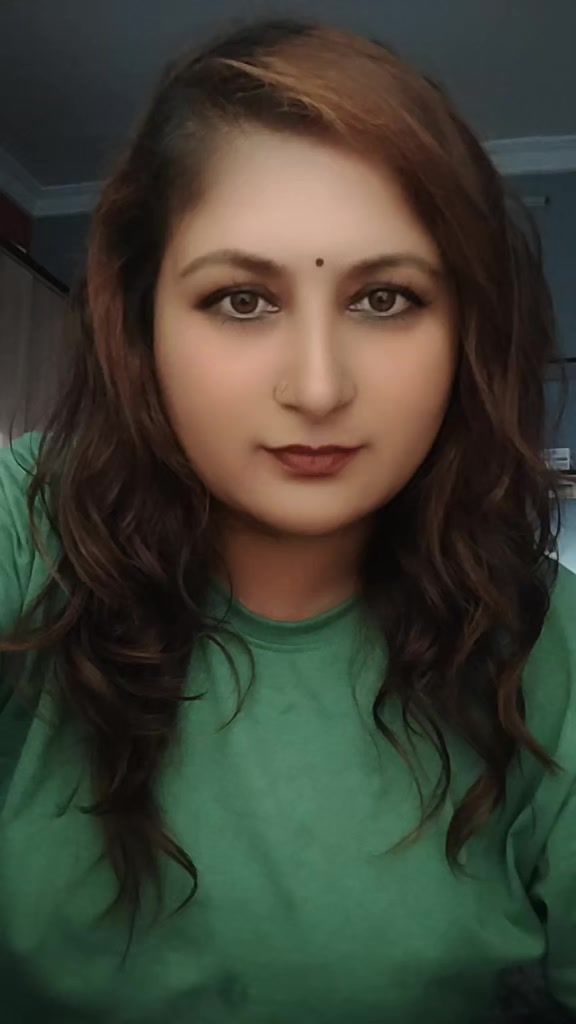 @kopila Siwakoti(Singer)