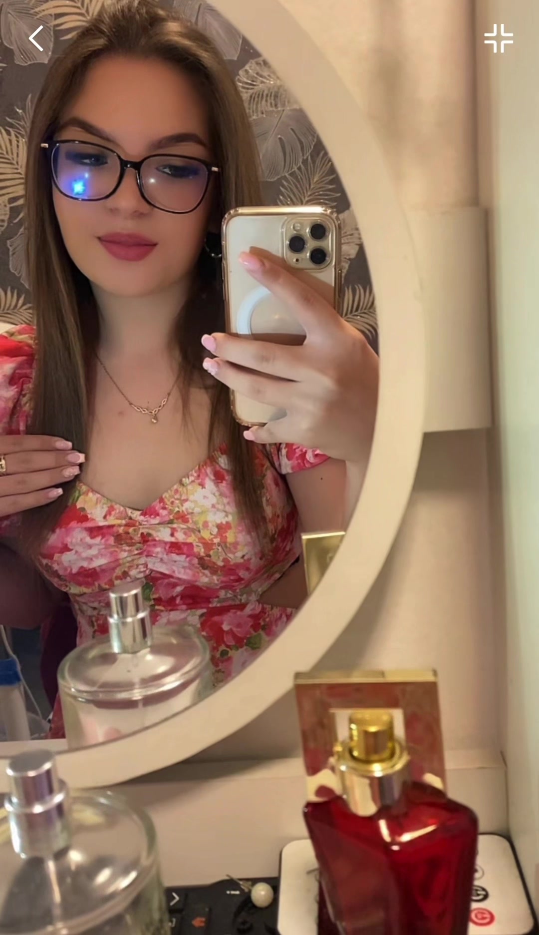 @fktee_vivii