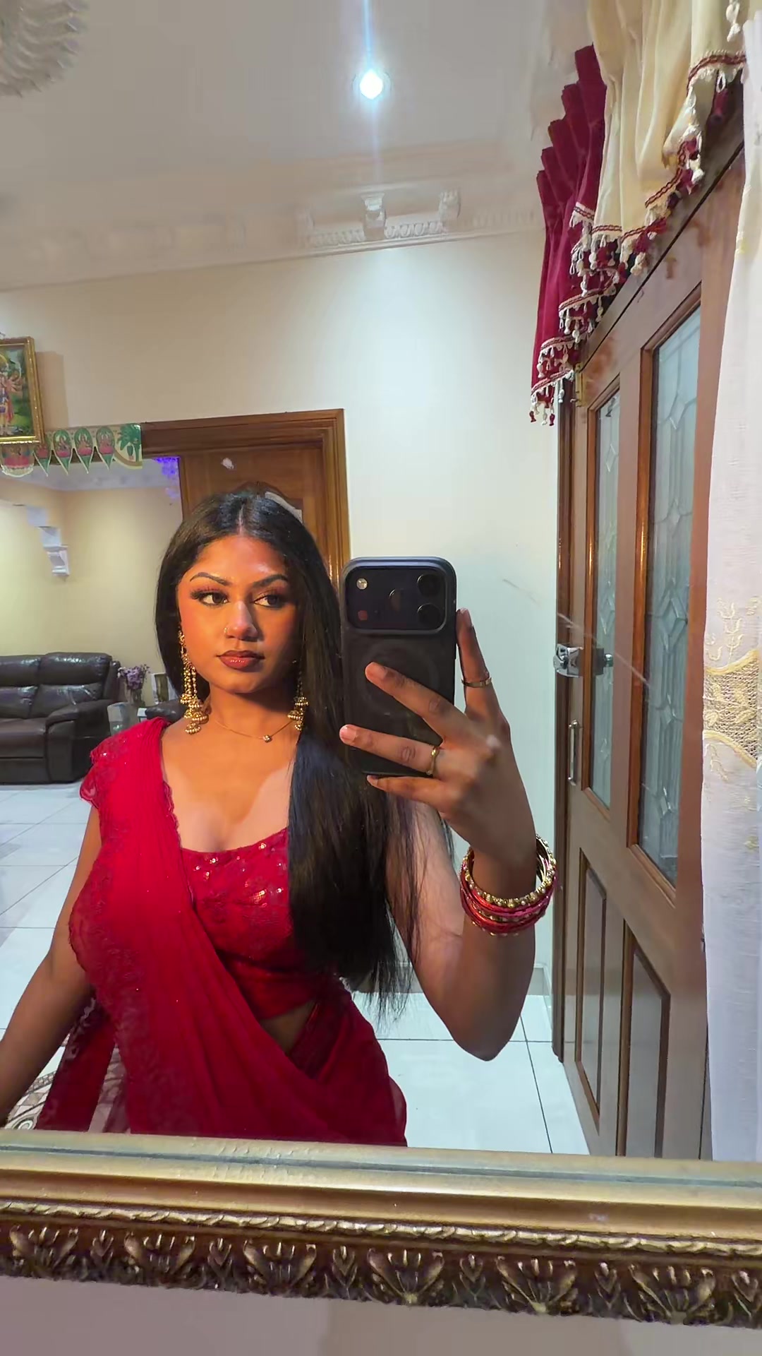 @Husshmi
