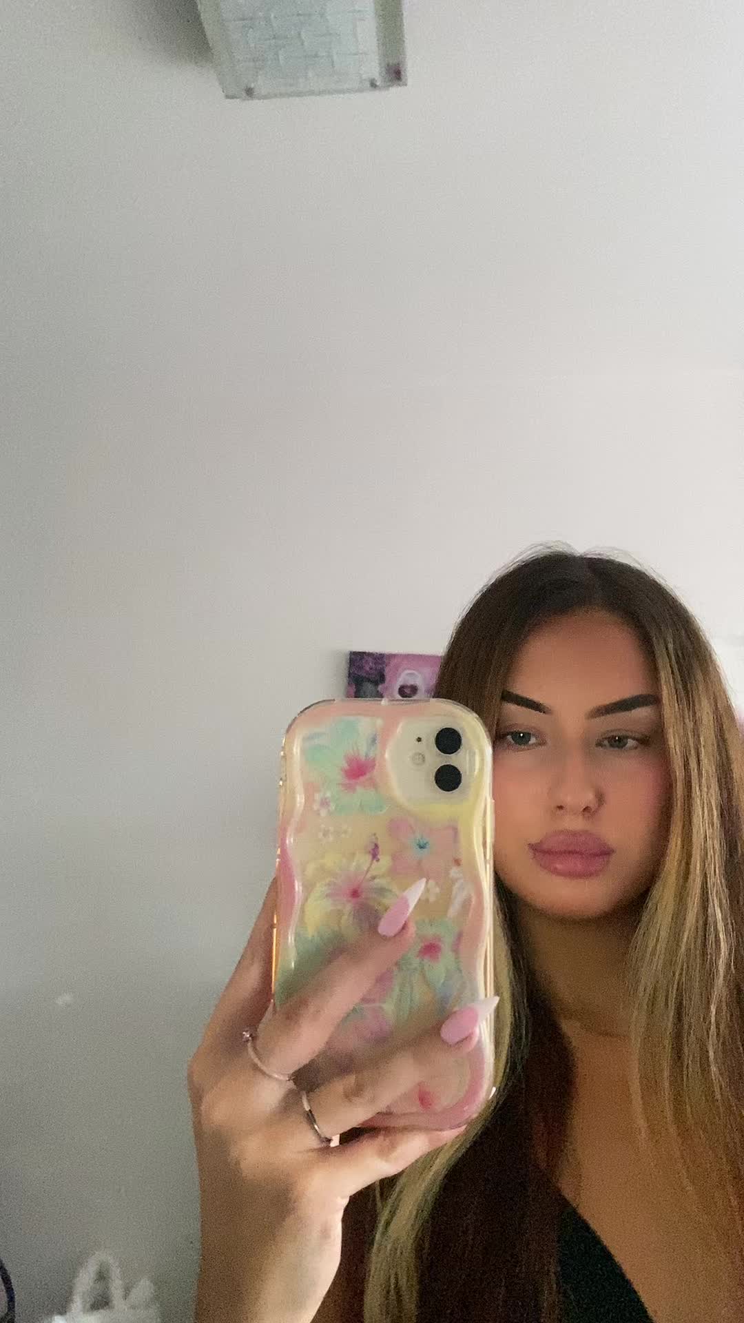 @nella_nnn