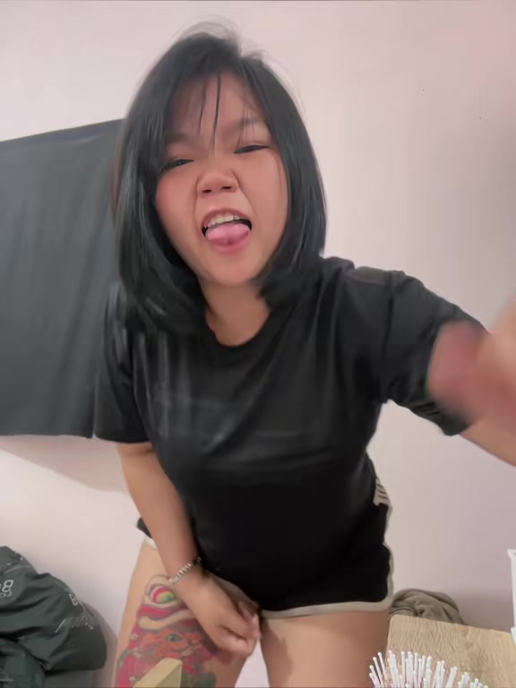 @แตงโมงับ💜🦖