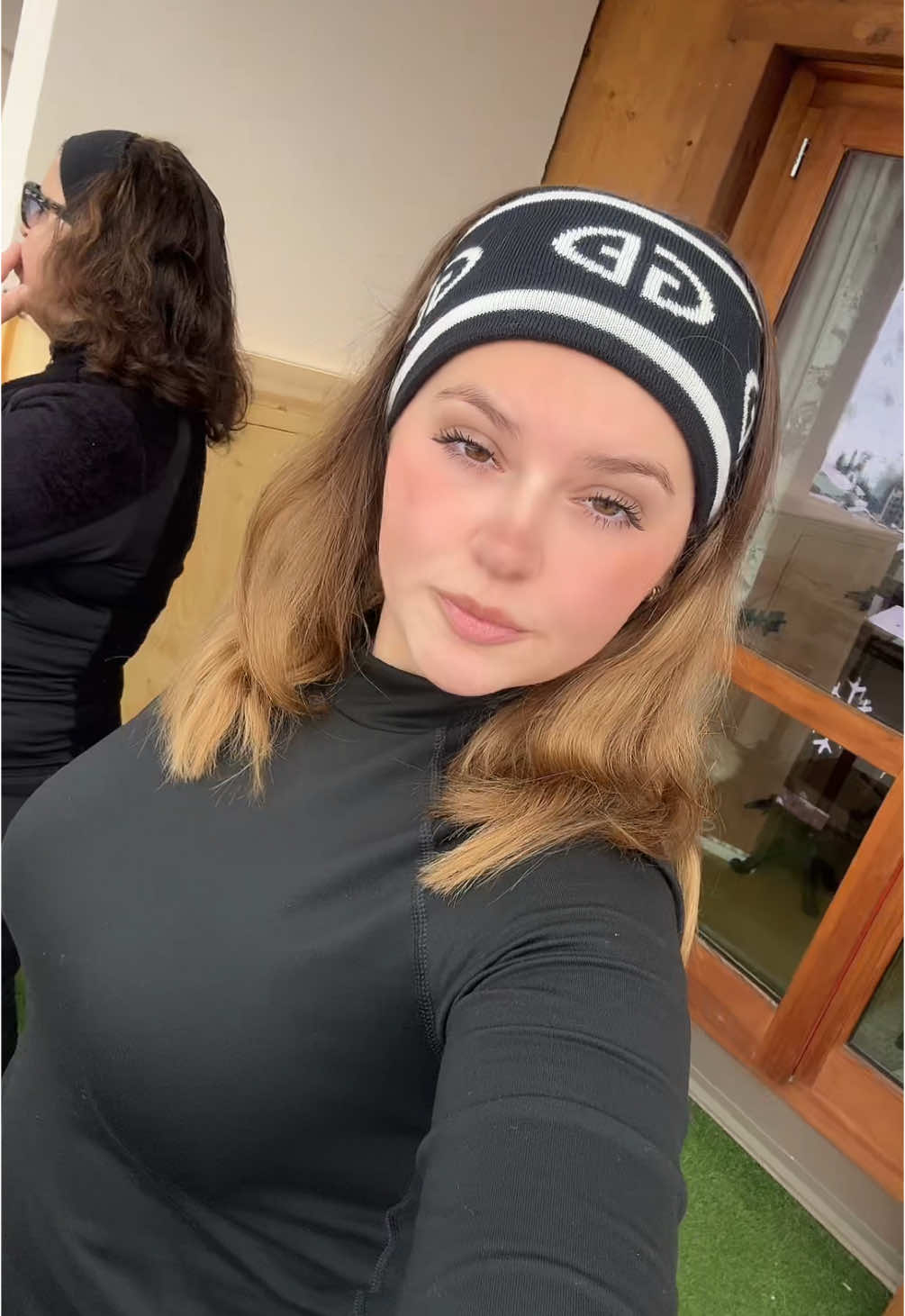 @Elisa