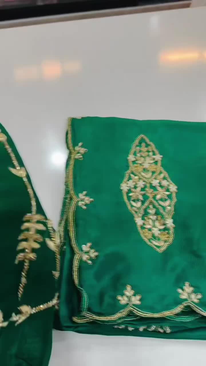 @ਲਿਬਾਸ by ਕੌਰ
