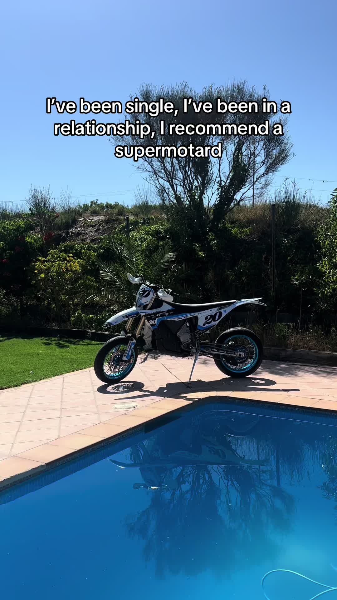 @abril_rider