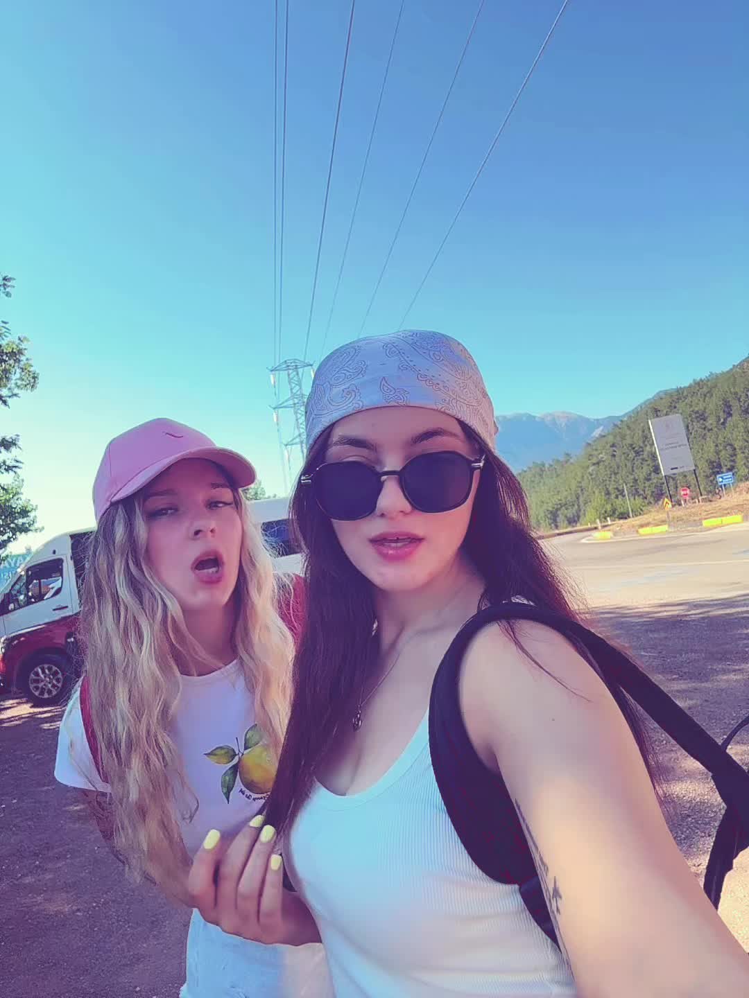 @ADRIANA