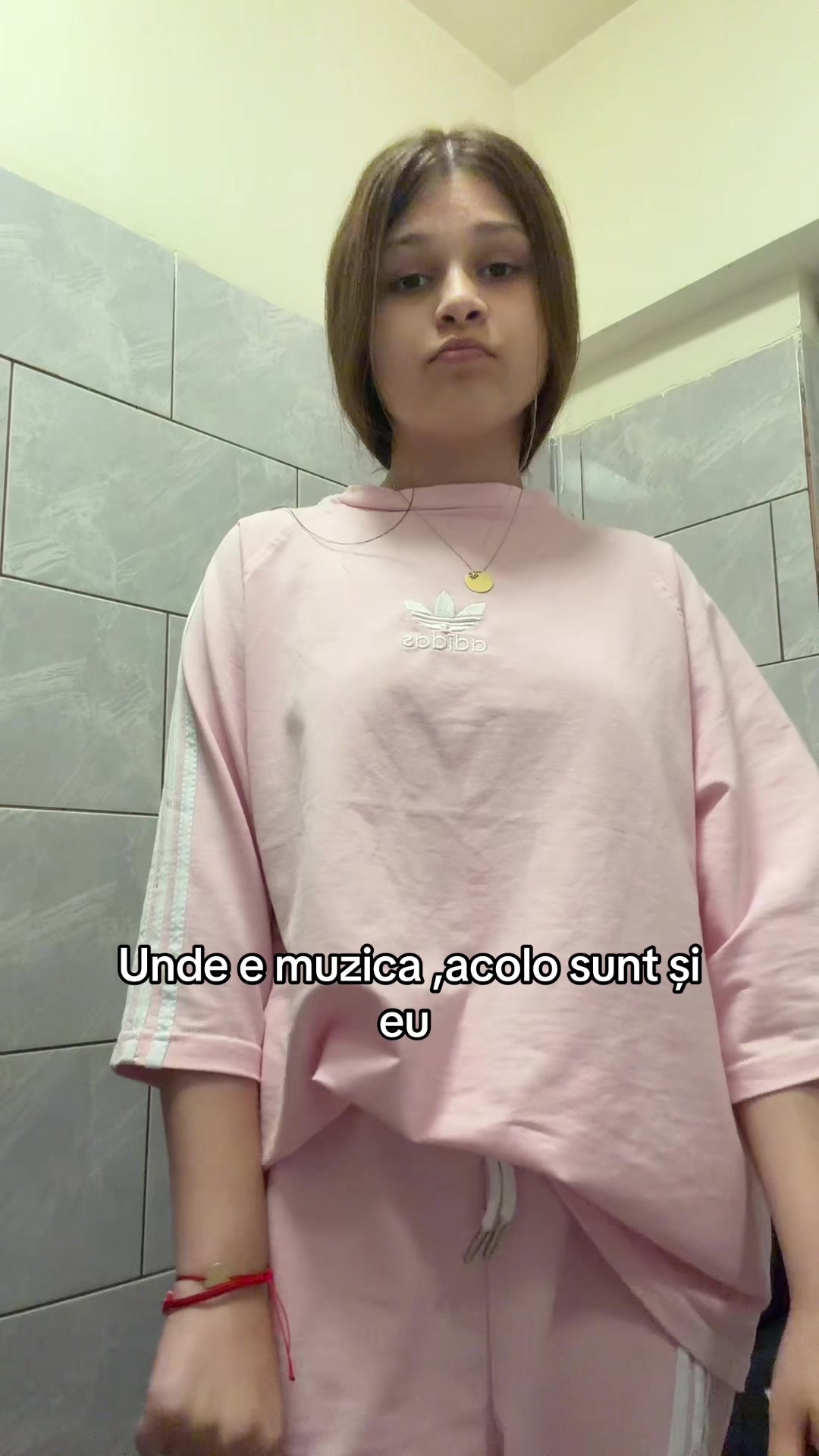 @Ramona_constantin