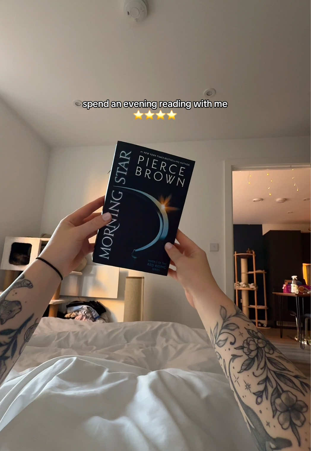@chloe | uk content creator 📚✨