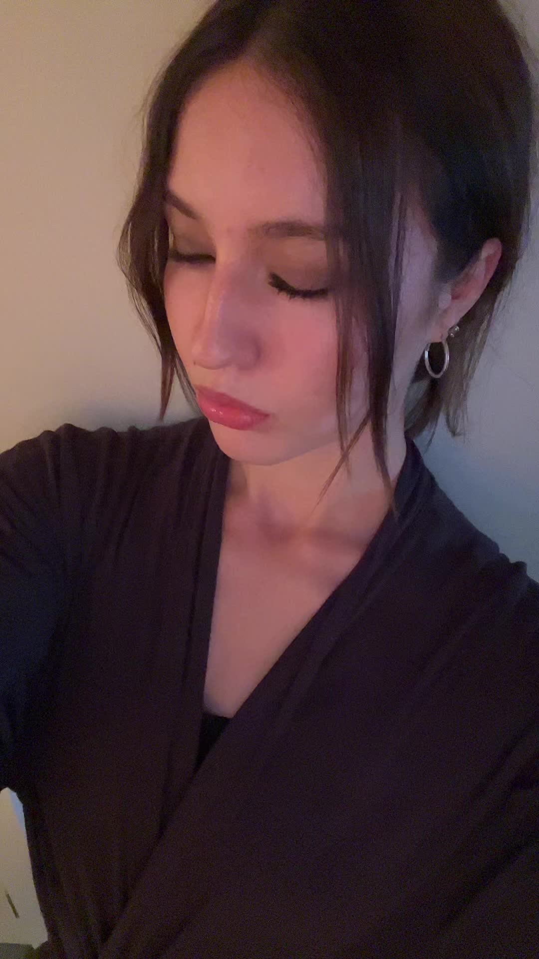@ellalouiseclark