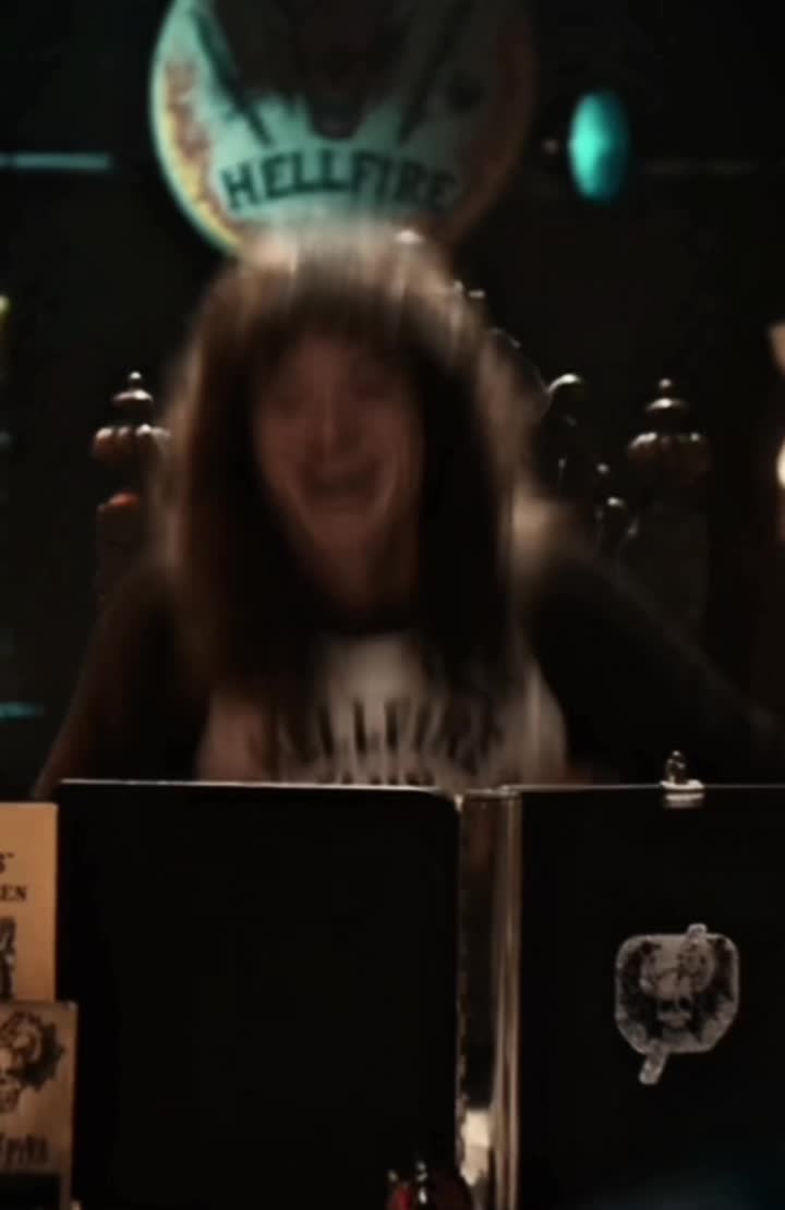 @𝕸𝖚𝖓𝖘𝖔𝖓’𝖘 𝖜𝖍𝖔𝖗𝖊 🎸