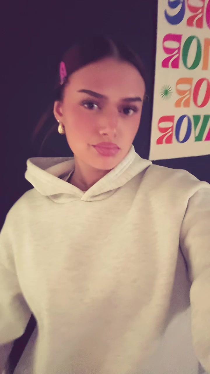 @𝑨𝒈𝒂𝒕𝒉𝒆