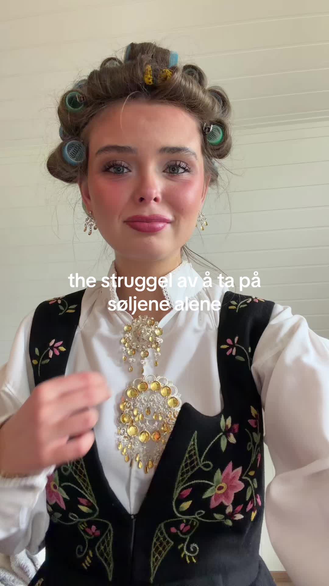 @saralunderr