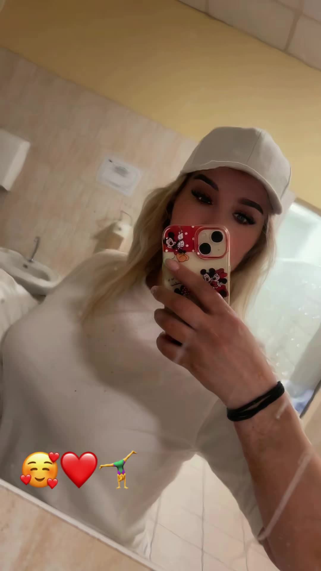 @🍦🖤 𝓝𝓸𝓷𝓬𝓼𝓲𝓲𝓲❤️🍦💡