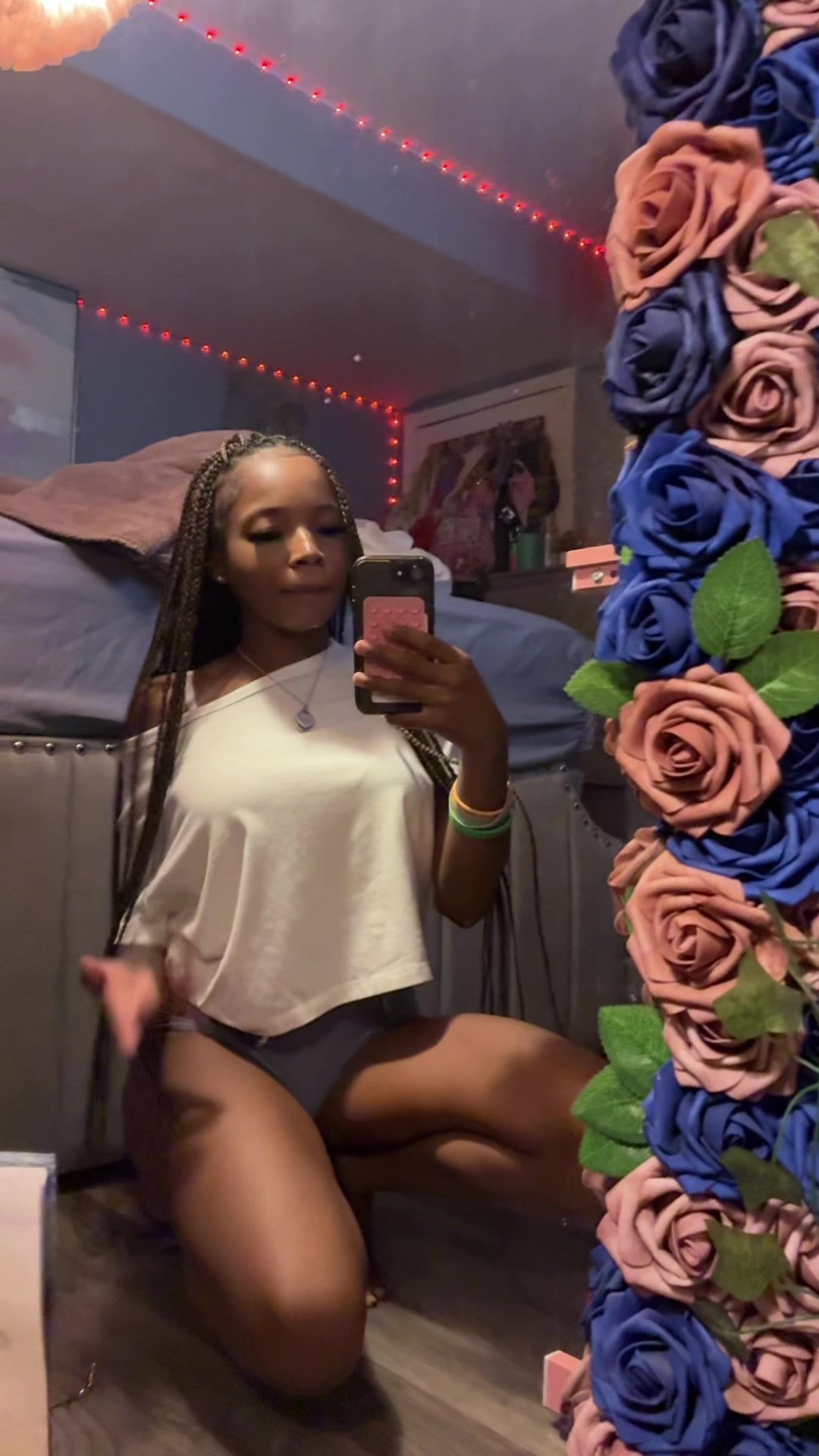@whoisshe