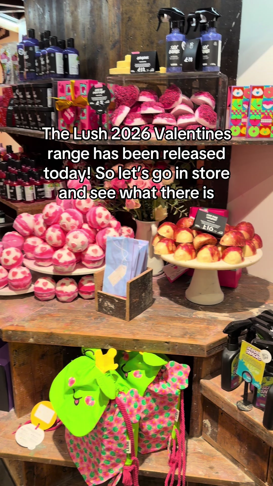 @Victoria - Lush Extraordinaire