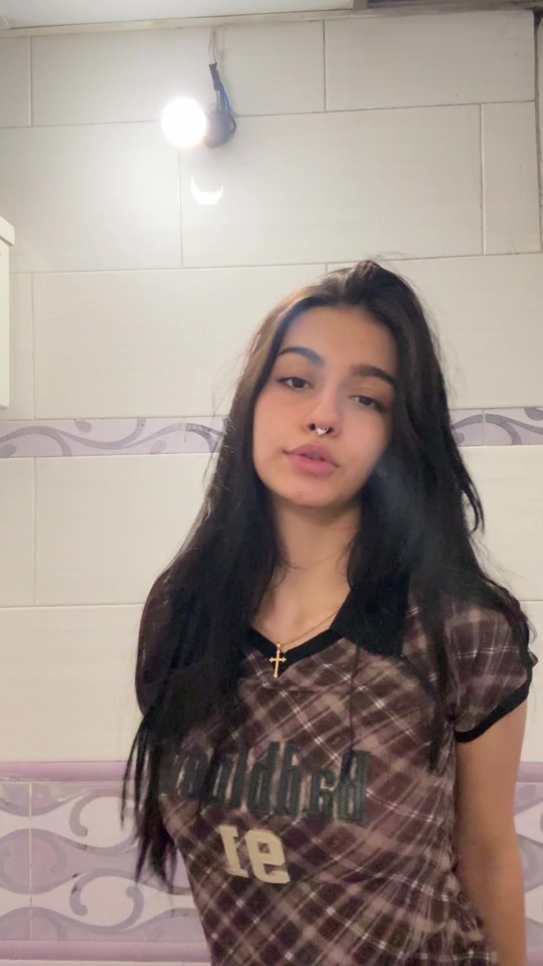 @nikaakarimi