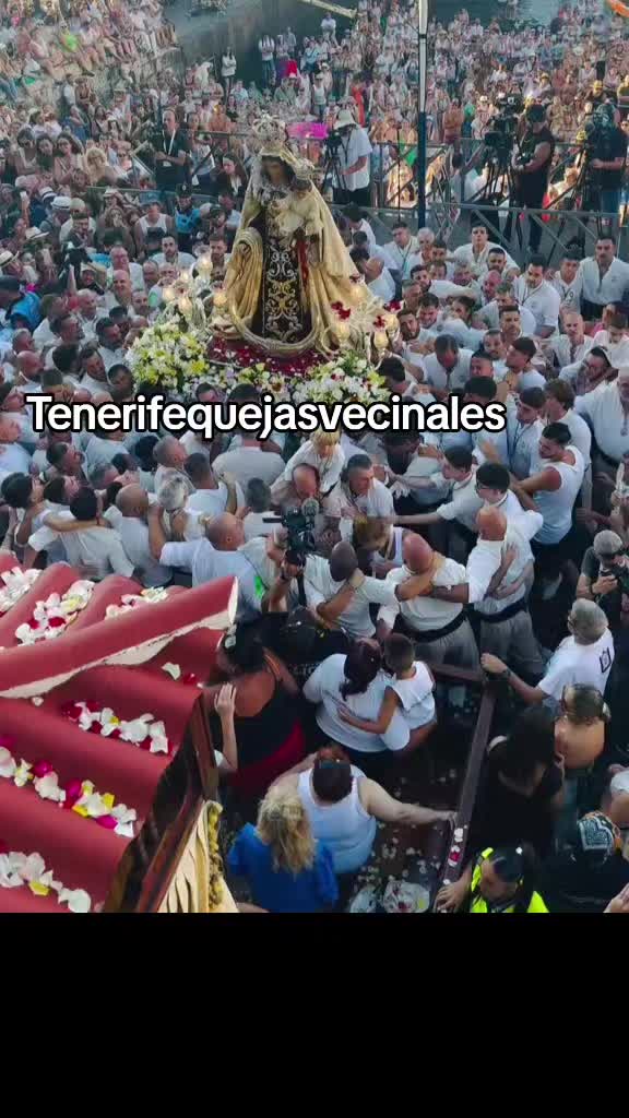 @Tenerifequejasvecinales