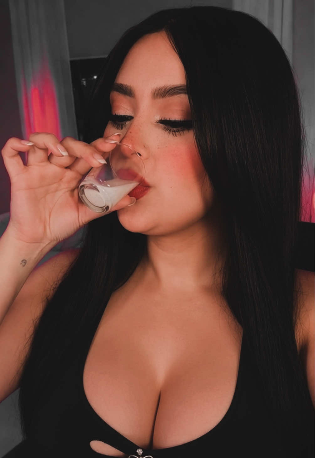 @T&uacute; Waifu