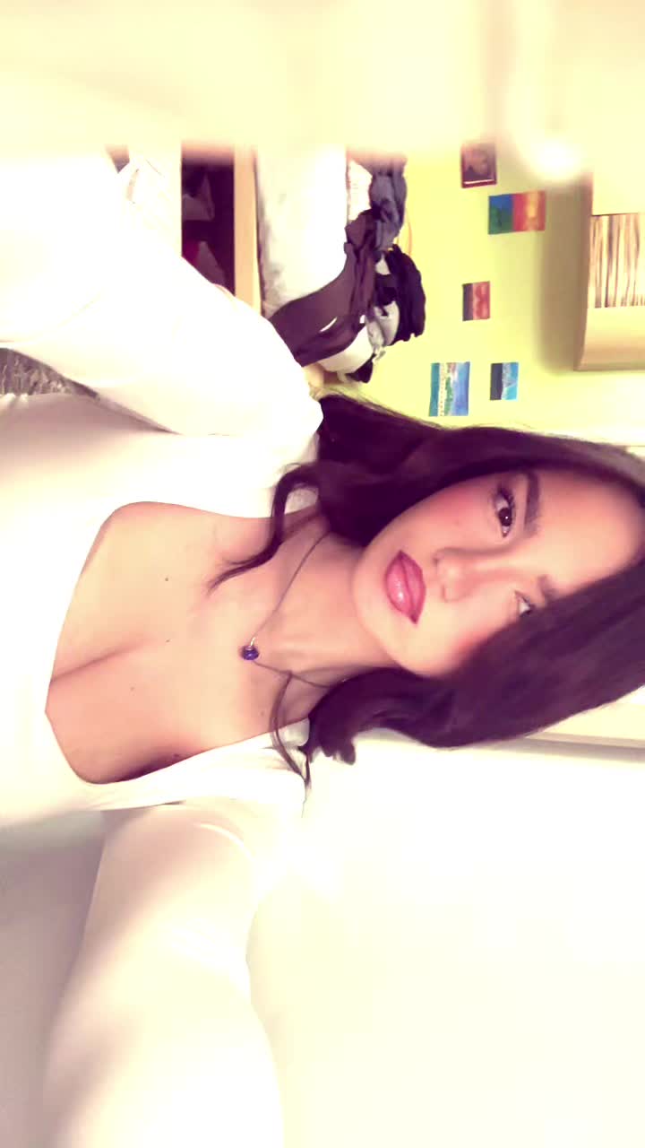 @flaviadoor
