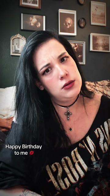 @🕯️🥀🩸Lini Ruby 🖤🦇🔪