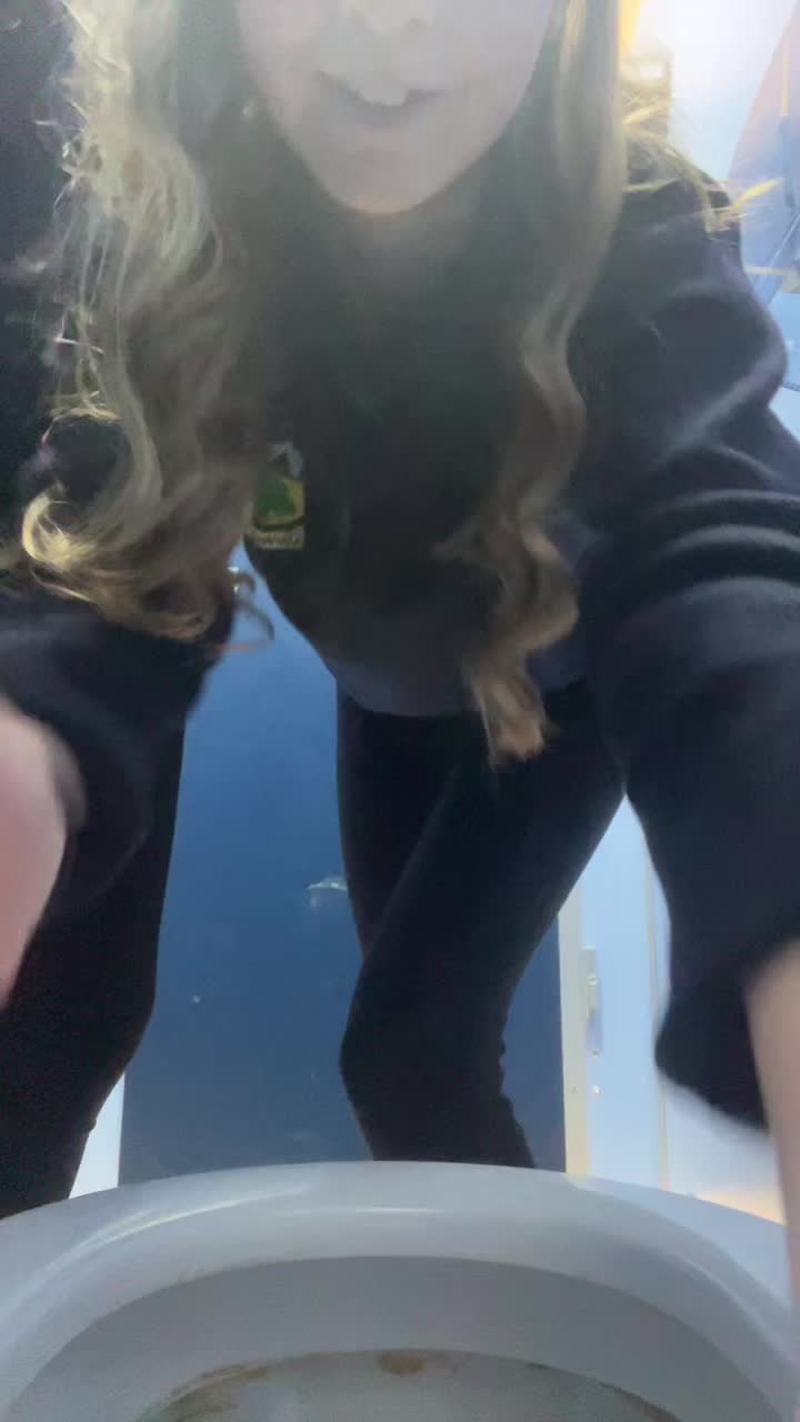 @violetnlacey