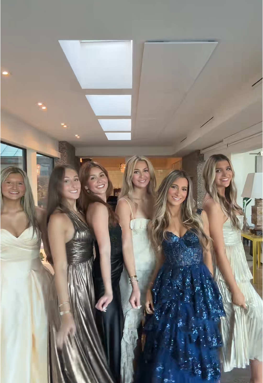 @ALYONA