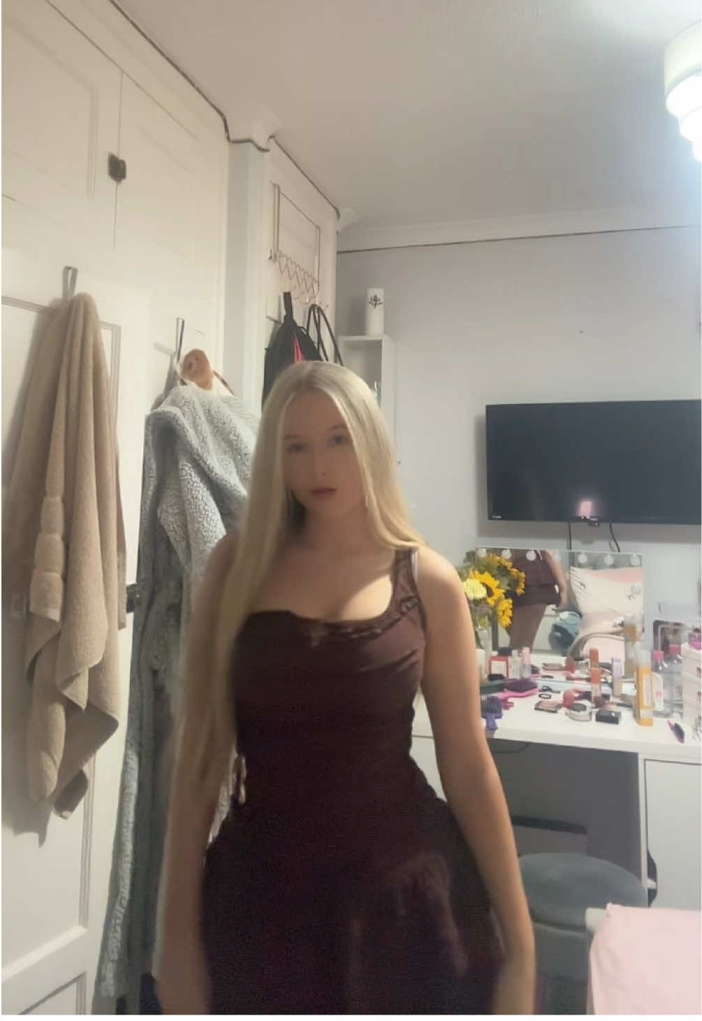 @ꨄ
