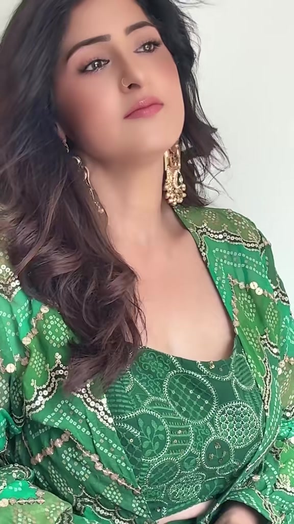 @Rakhi Saini