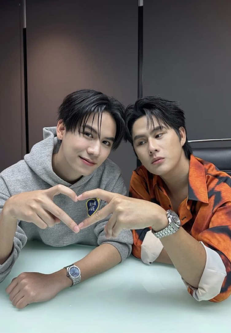 @lolo &bull; ( mark&rsquo; version ) 🐳