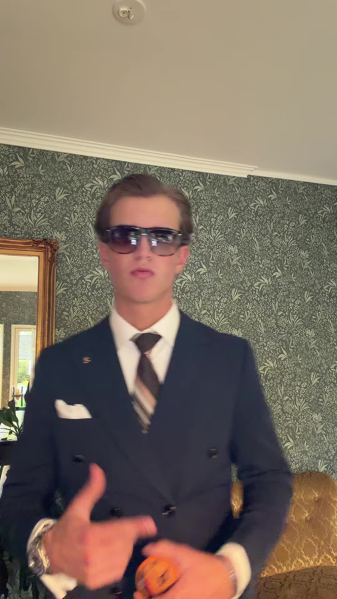 @Prince of Sweden