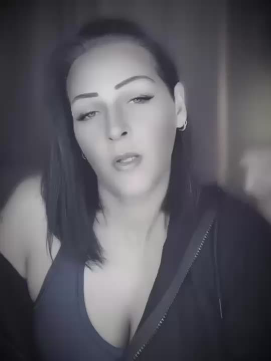 @Kay💜🖤