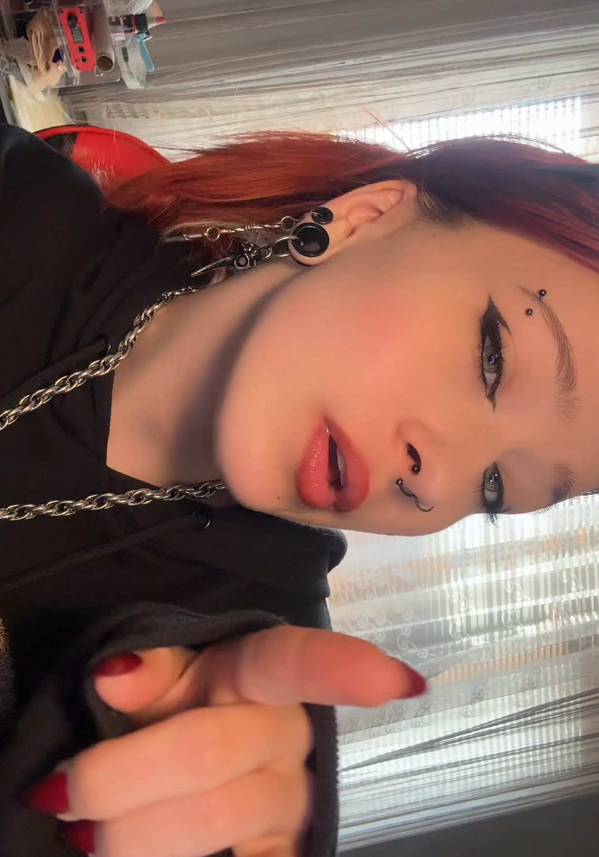 @LEONKA<3