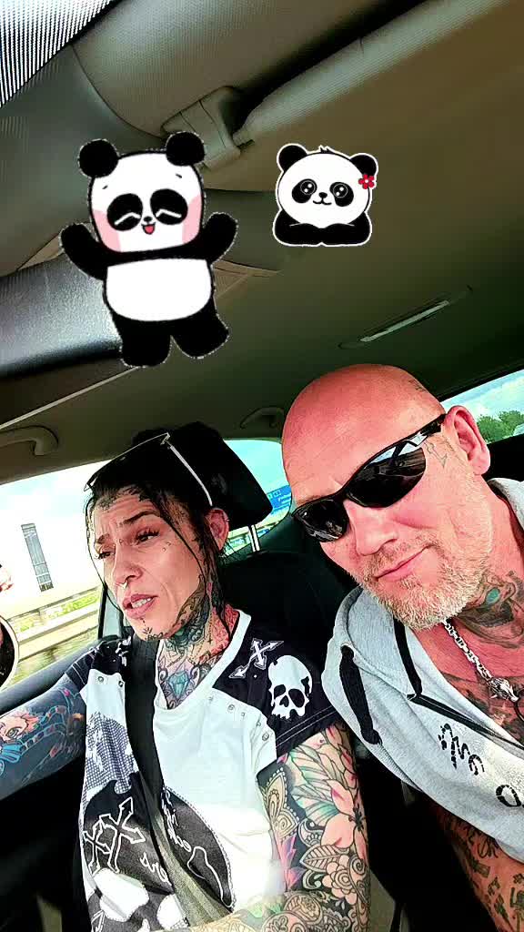 @ᛒᛖᚱᛊᛖᚱᚲᛖᚱ🐼