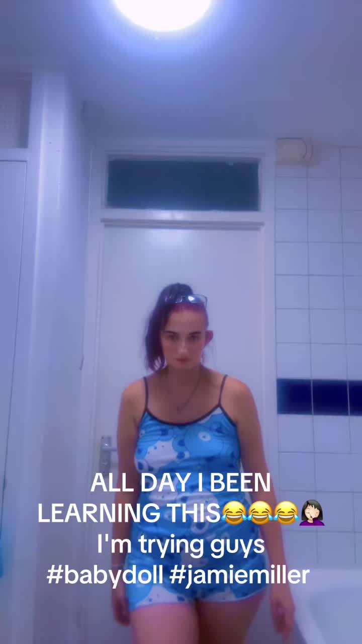 @Louise🩵