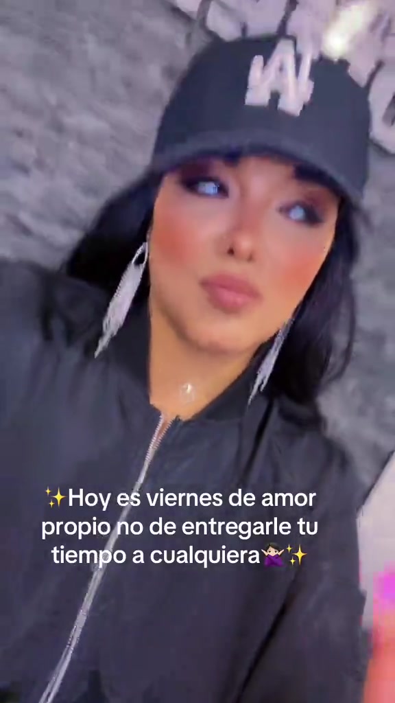 @BECCA✨🤍✨