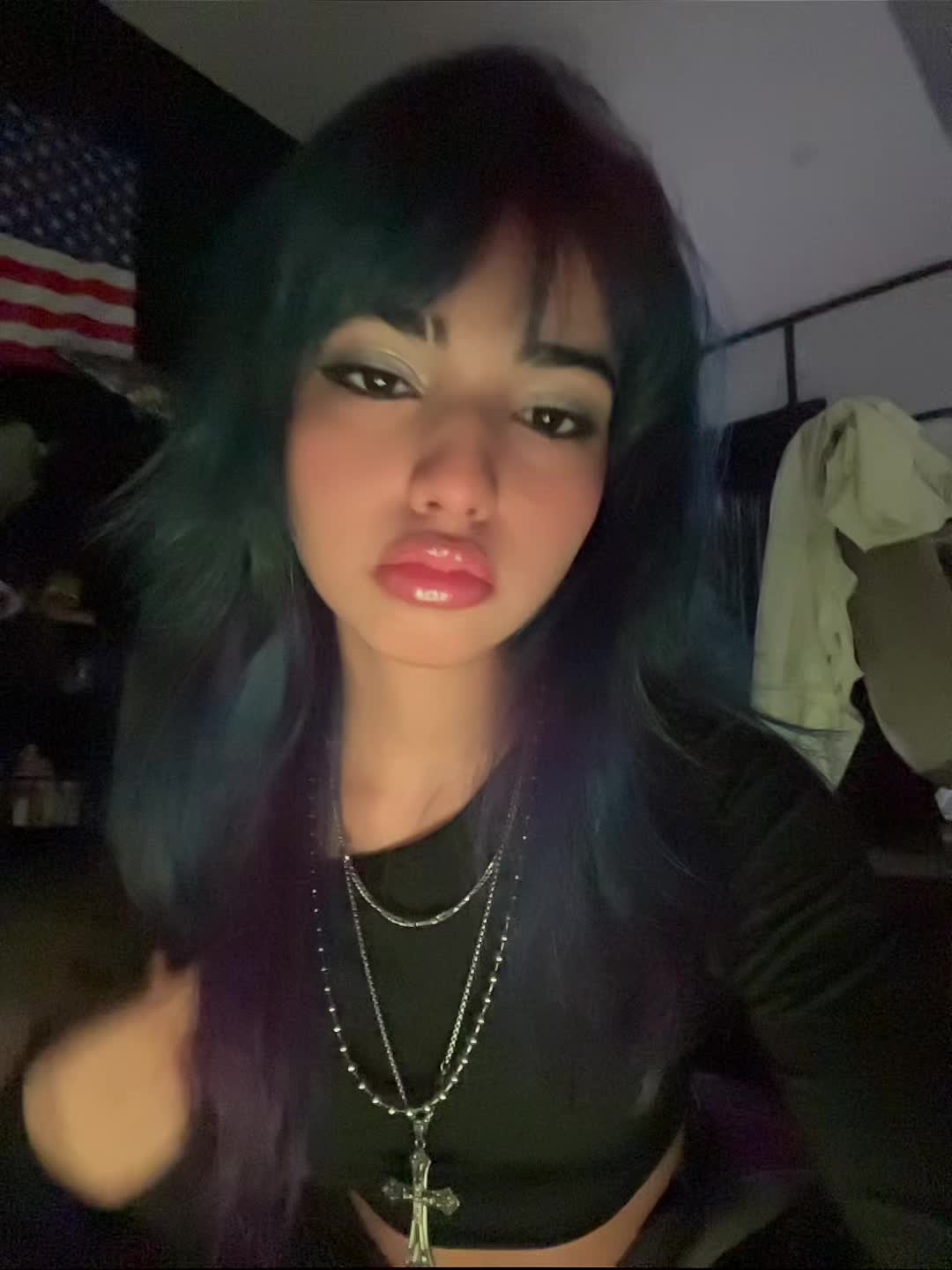 @Um