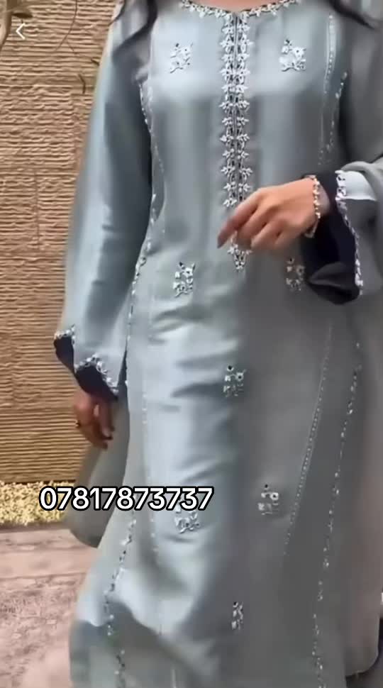 @outfits_by_naeema