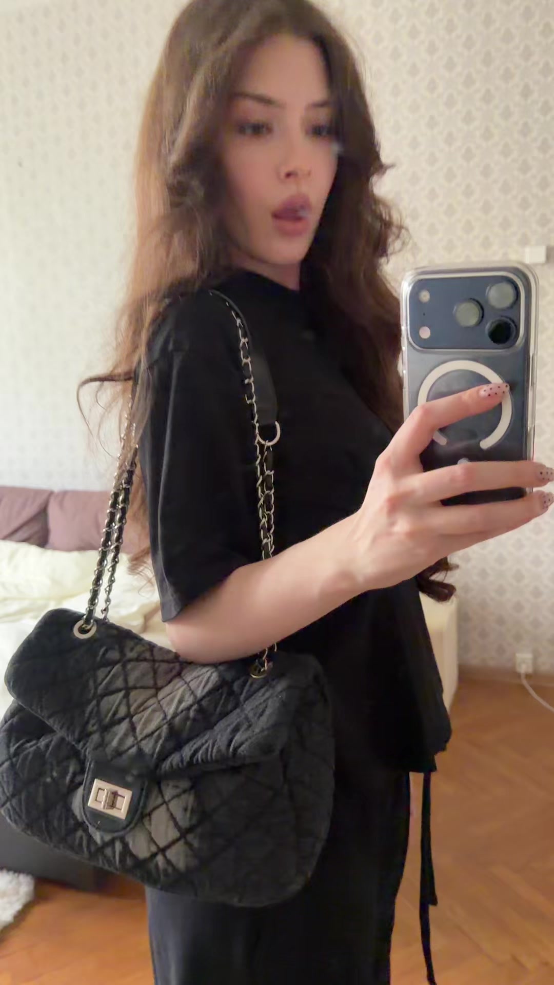 @alinq