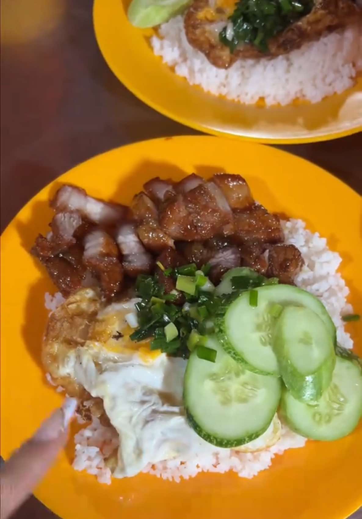@Max Pesudas ♡ Food & Travel