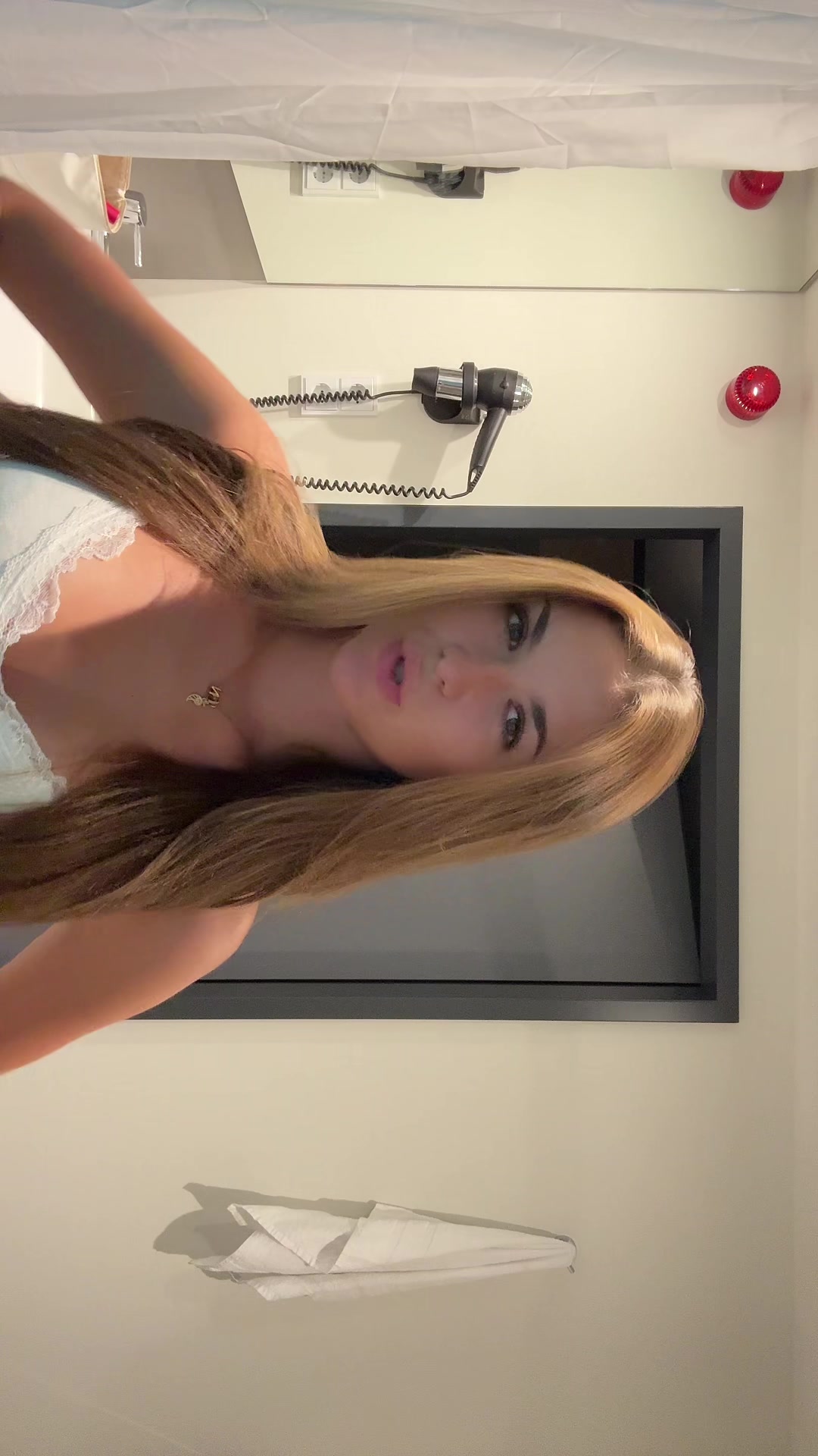 @miarose