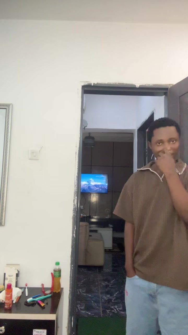 @Abayomi🤖👻