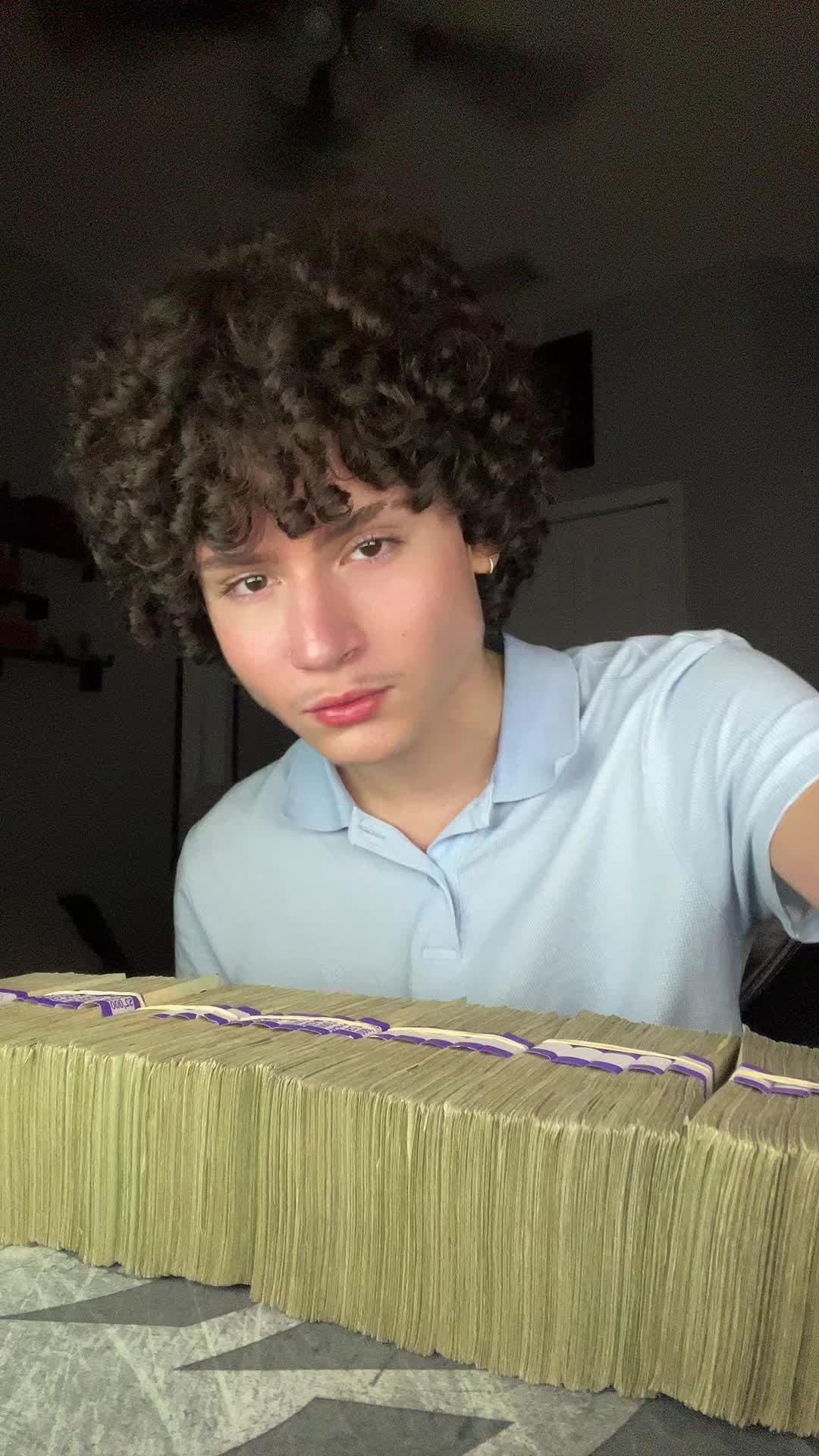 @Jslo
