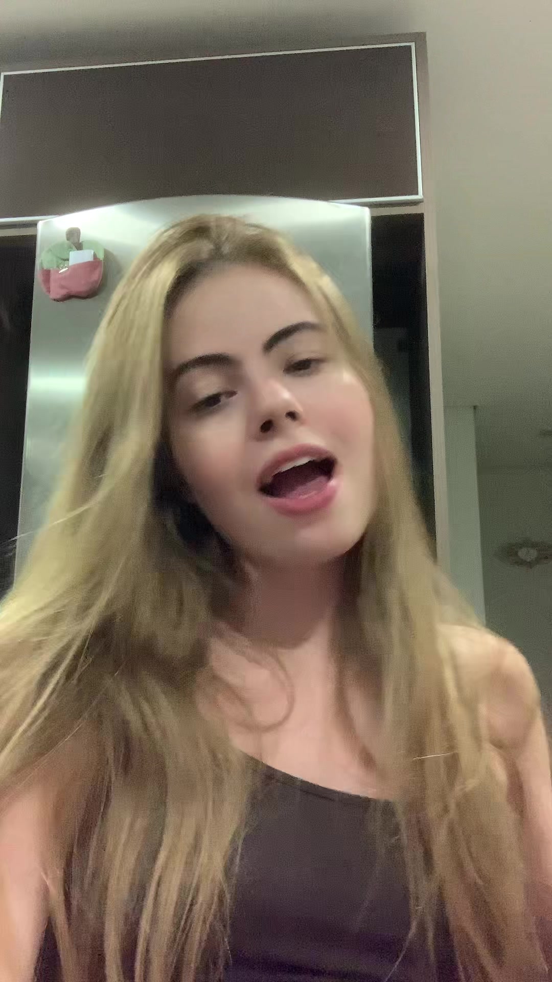@Vitória Adib