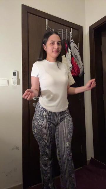 @Debyy