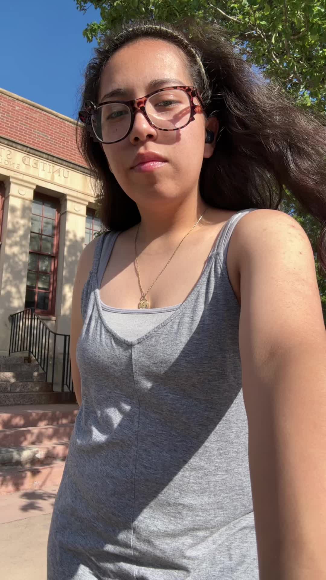 @MeralyJV
