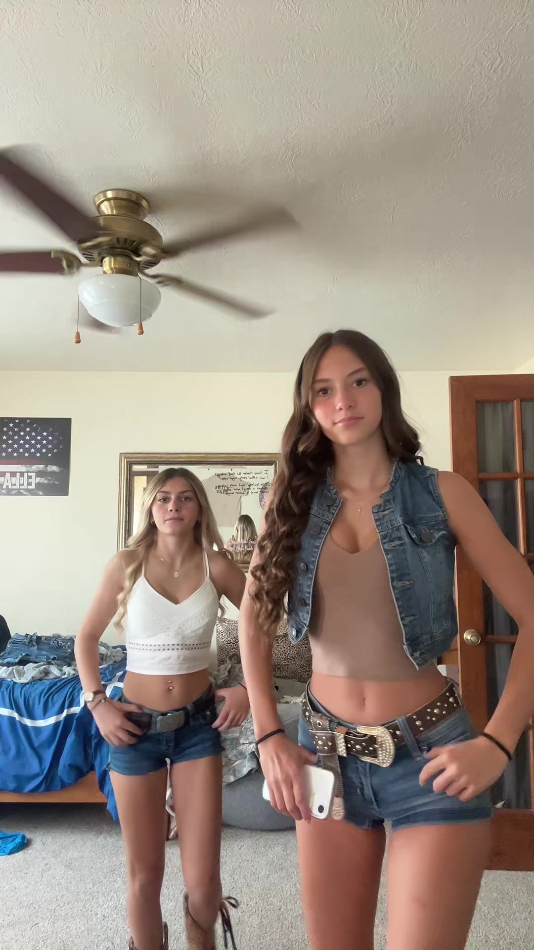@Ella