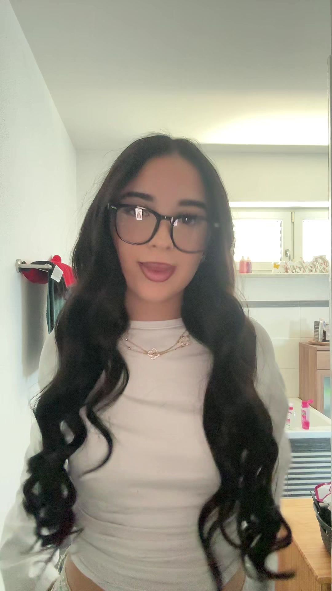 @𝑴𝒆𝒍𝒊𝒂 𝑴𝒐𝒓𝒆𝒏𝒂