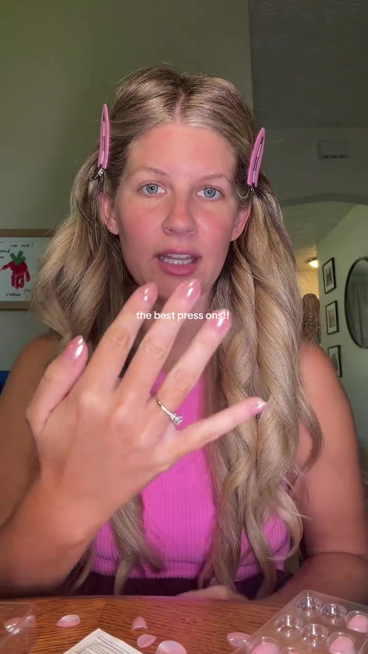 @Nailboo
