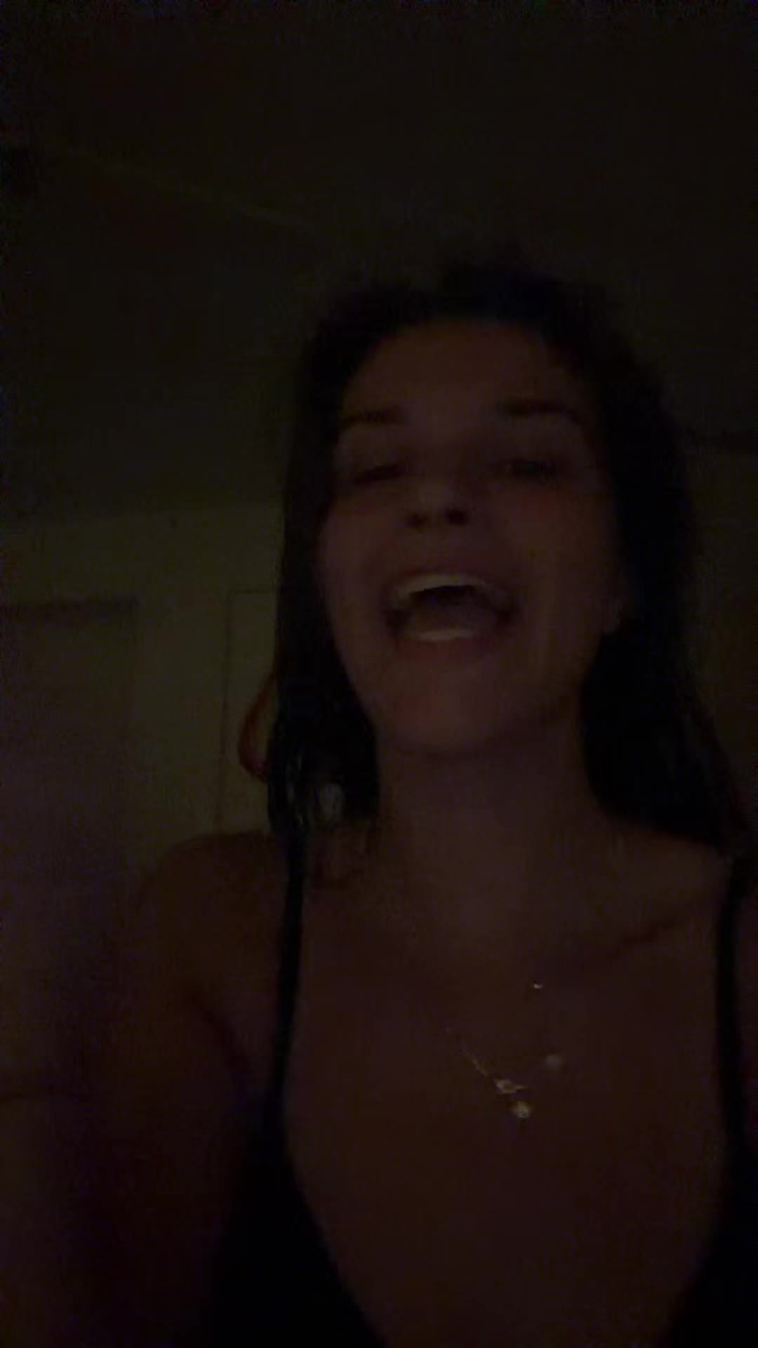 @ANNIEABOMINATION