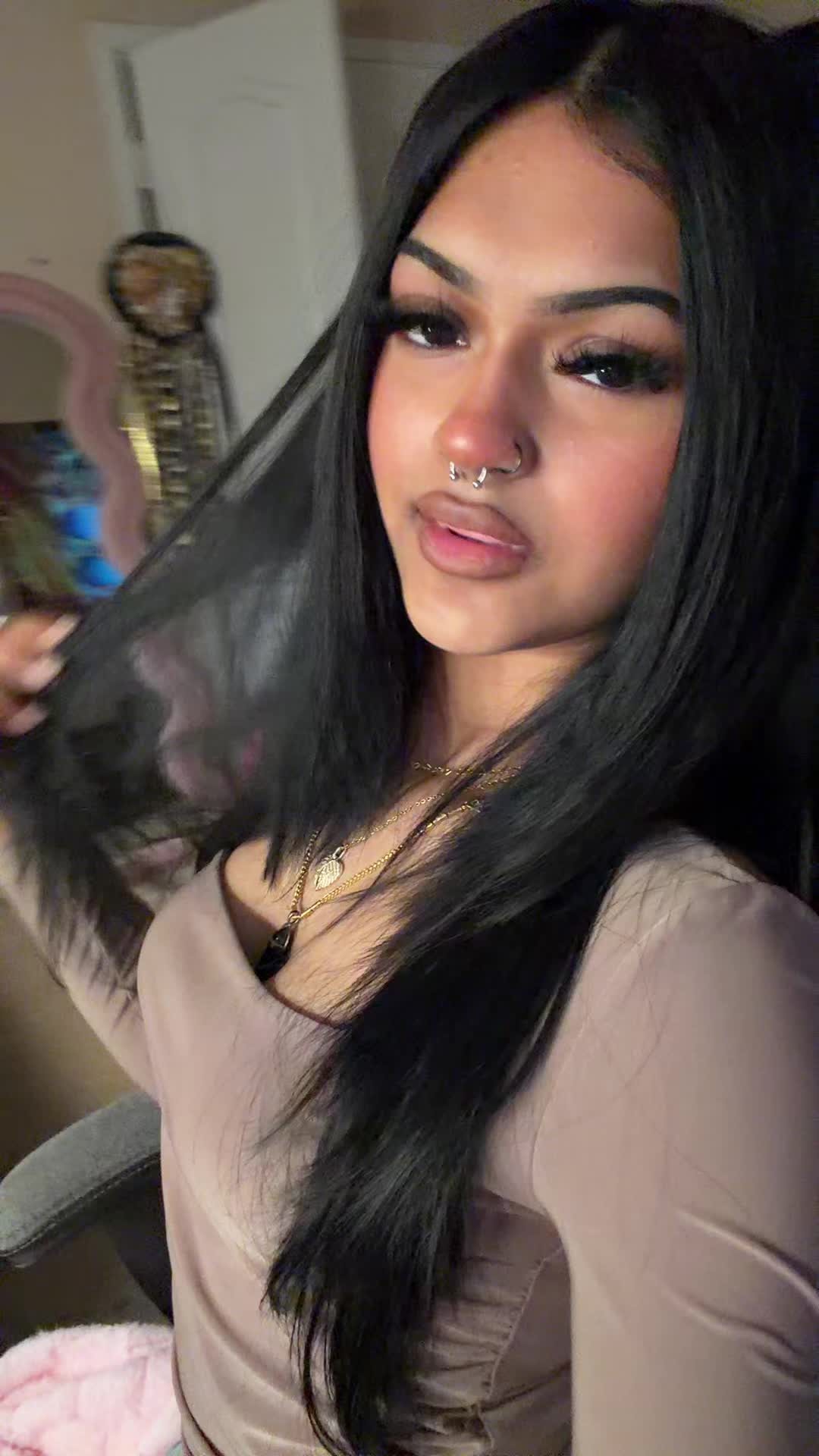 @Alyanna