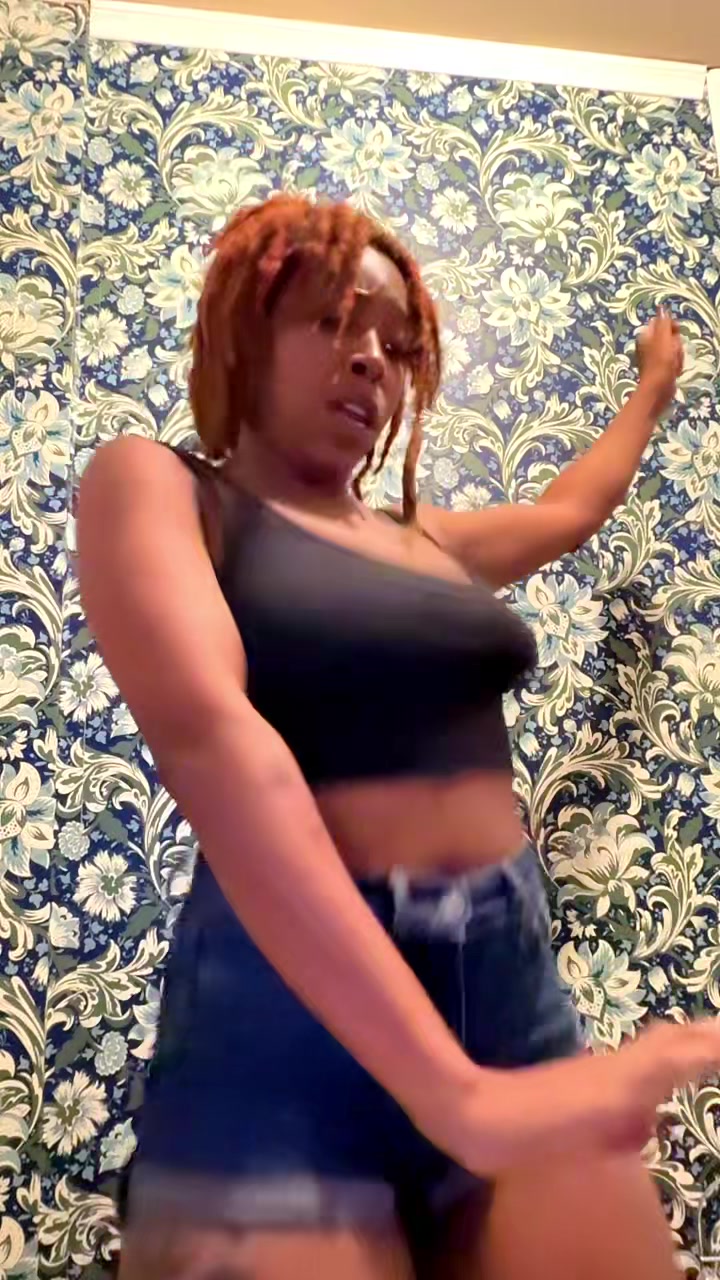 @SmirskyMonroe